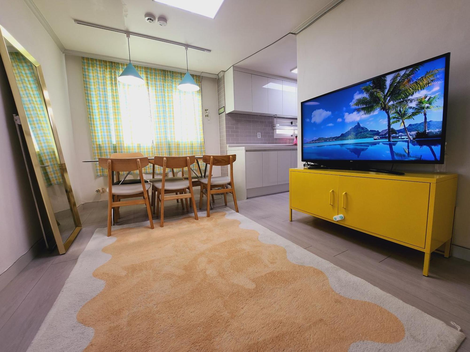 Apartment Seonja House Seoul